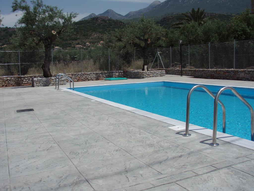 Io Villa Stoúpa Rum bild